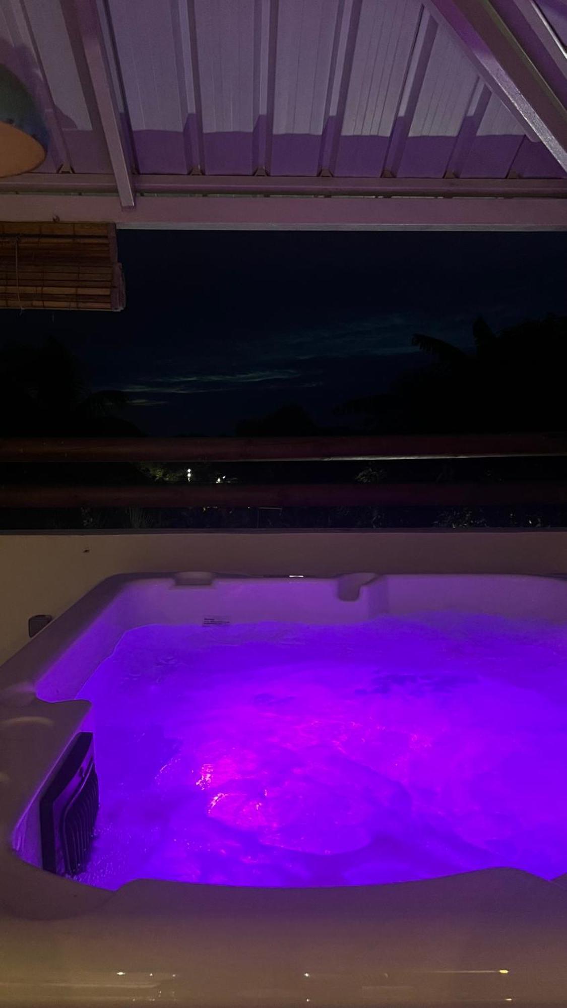 O Paradis Albion Grande Piscine Et Plage A Deux Pas Exterior foto